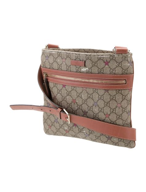 GUCCI GG SUPREME Star Bag $553.82 .